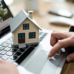 The Benefits of Partnering with Real Estate Professionals When Selling Your Home